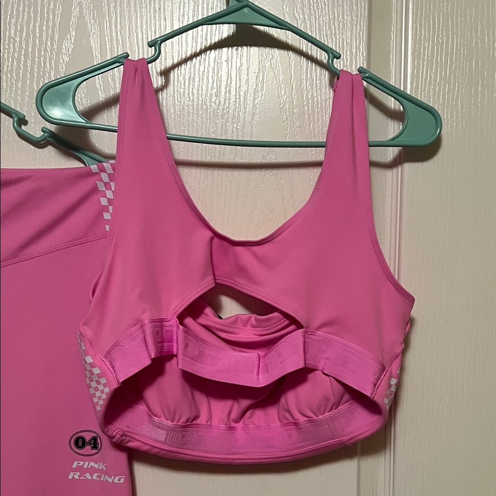 PINK vs Racing workout Set - Picture 6 of 11